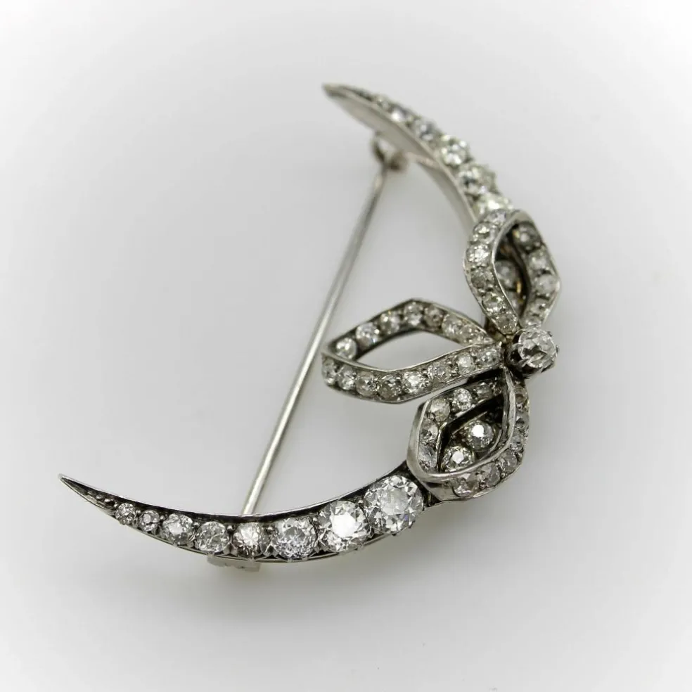 Broche croissant de lune en diamant