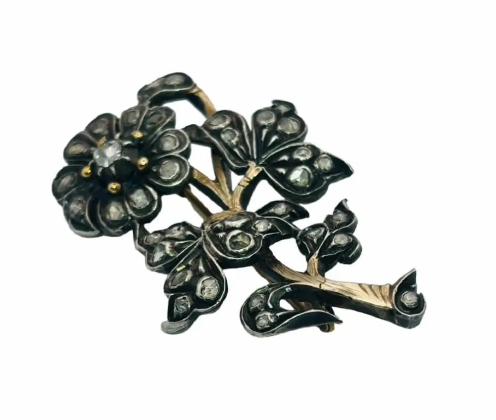 Broche de style Art Déco en or et argent avec diamants taille rose