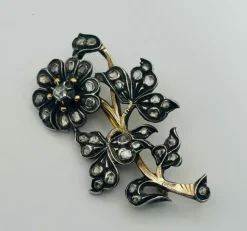 Broche de style Art Déco en or et argent avec diamants taille rose