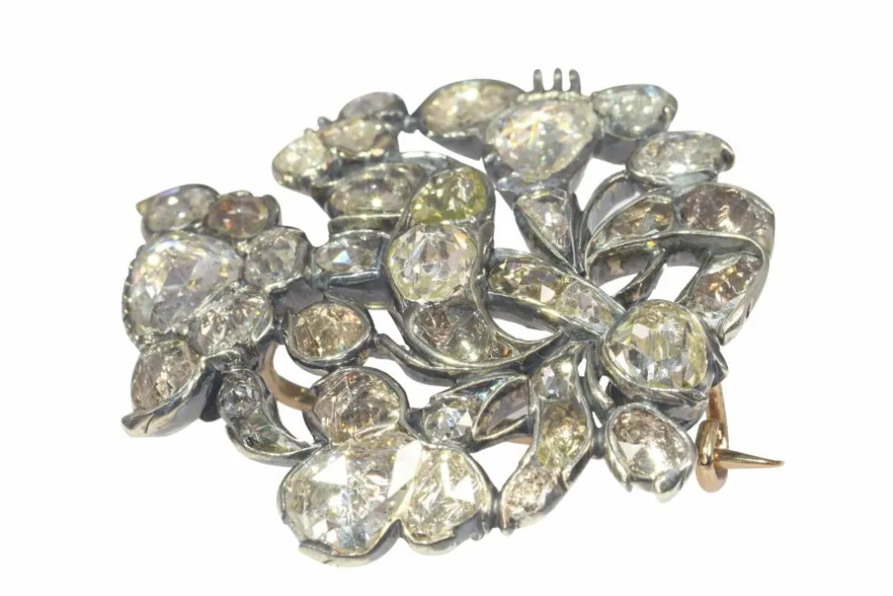 Broche diamant