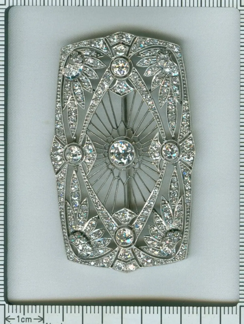 Broche diamant