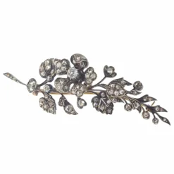 Broche diamant branche fleurie