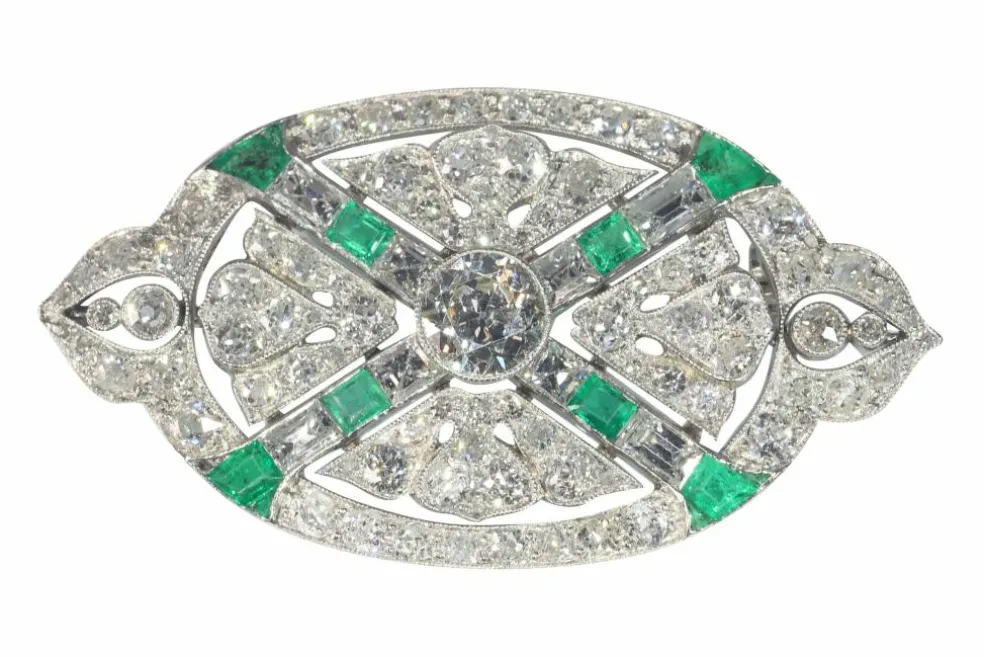 Broche diamant et émeraude