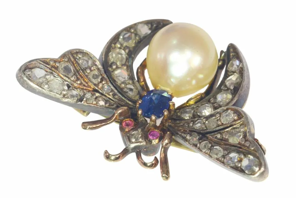 Broche diamant et perle