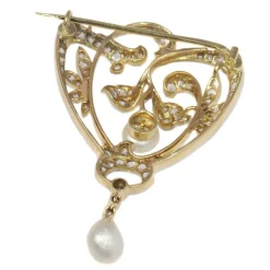 Broche diamant et perle