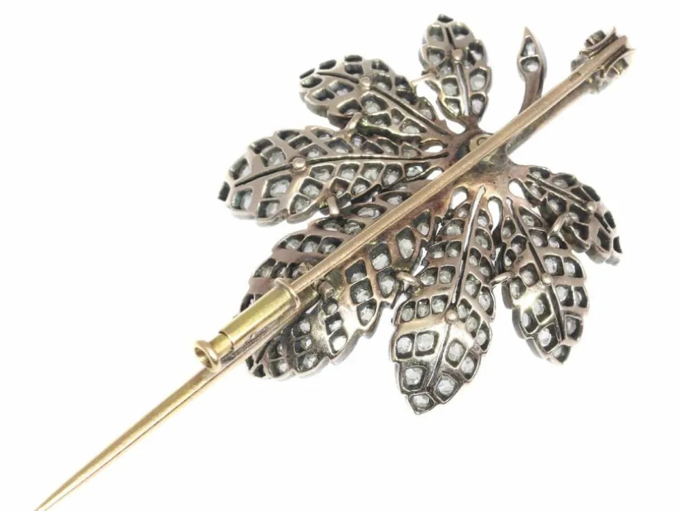 Broche diamant, perle