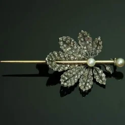 Broche diamant, perle