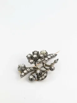 Broche Diamants