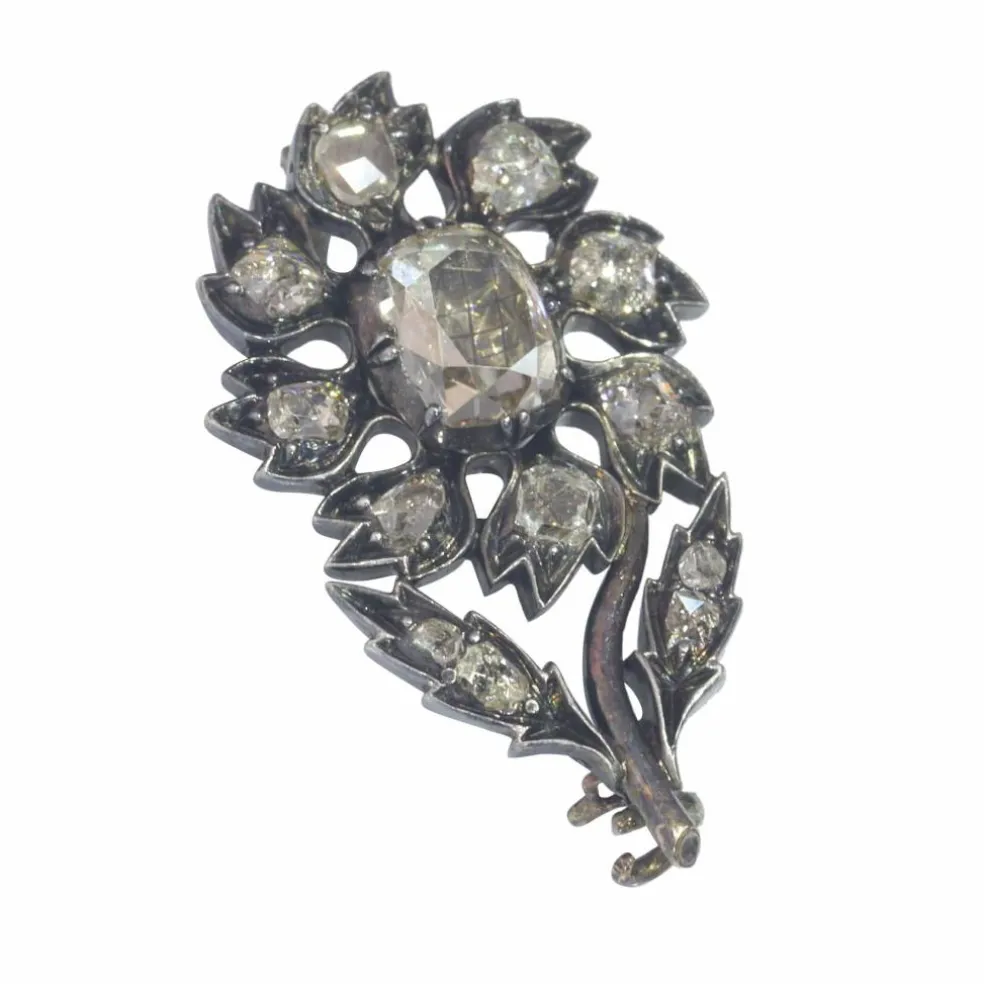 Broche diamants baroque
