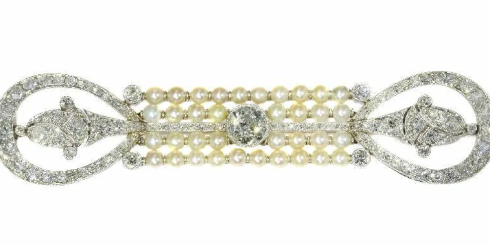 Broche diamants et perles