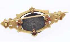 Broche en argent