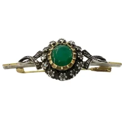 Broche en argent et or taille française avec agate verte contrastante