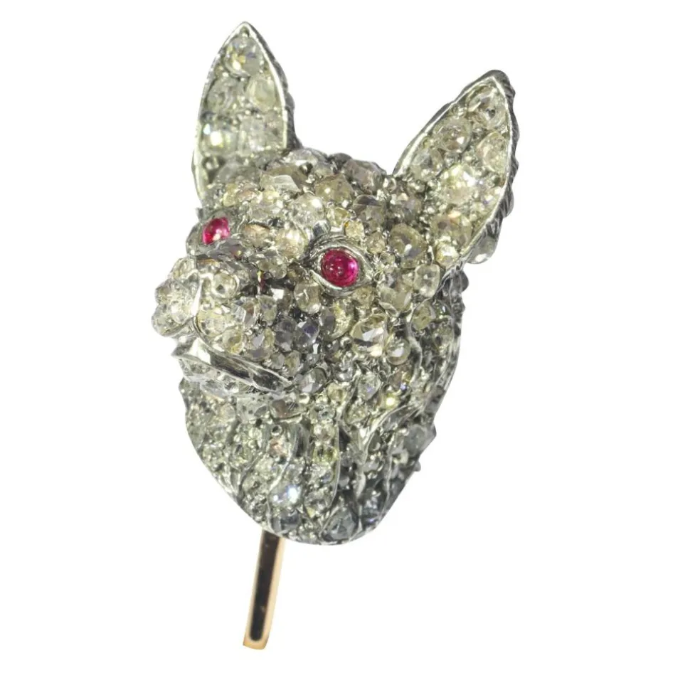 Broche en diamant