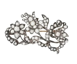 Broche en diamants fin 19ème siècle diamants or blanc et argent