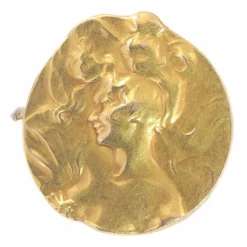 Broche en or