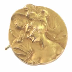 Broche en or
