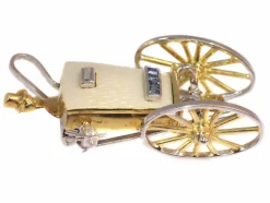 Broche en or