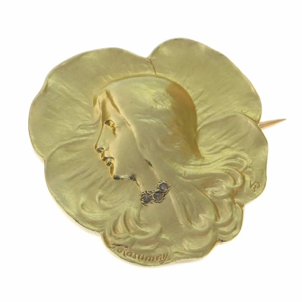 Broche en or