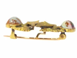 Broche en or