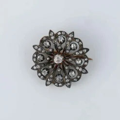 Broche en or, argent