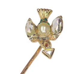 Broche en or avec diamants