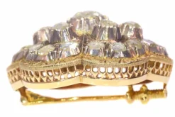 Broche en or avec diamants