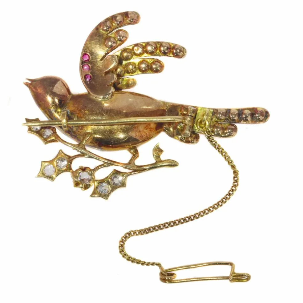 Broche en or avec diamants