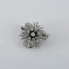 Broche en or blanc & diamants