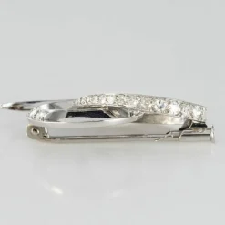 Broche en or blanc et diamants