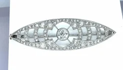 Broche en or blanc et platine sertie de diamants vers 1900
