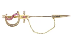 Broche en or et diamants