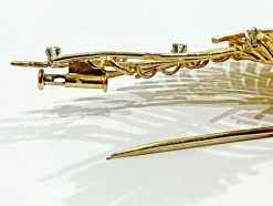 Broche en or et diamants