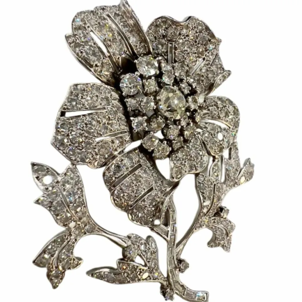 Broche en platine avec diamants de la période 1950-1945
