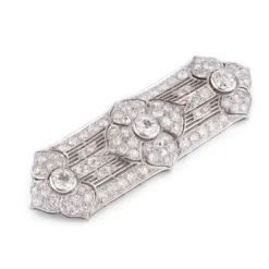 Broche en platine et diamants