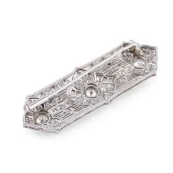 Broche en platine et diamants