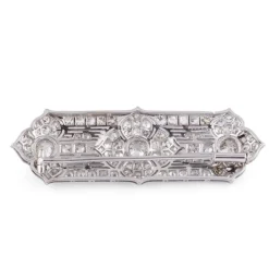 Broche en platine et diamants