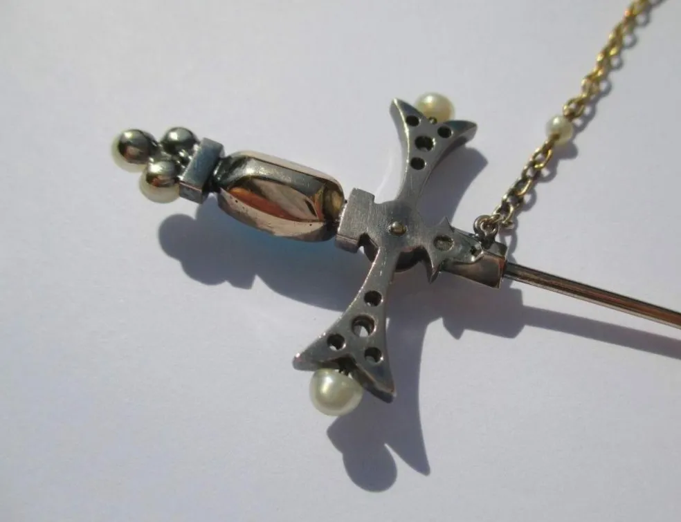 Broche epingle diamants, perles & turquoise