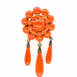 Broche fin 19e corail et diamants en or jaune 18k