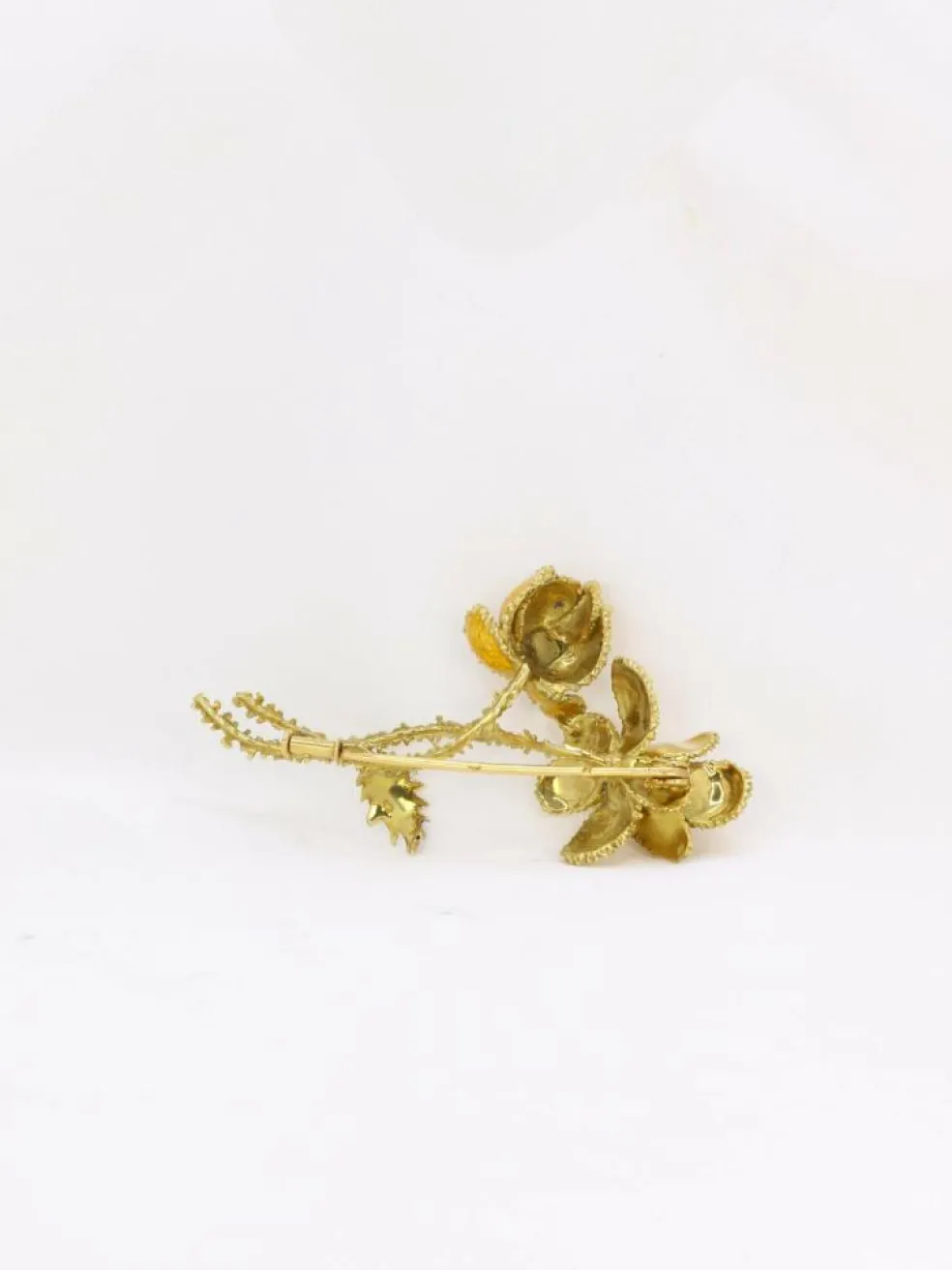 Broche fleur années 70 or jaune émail