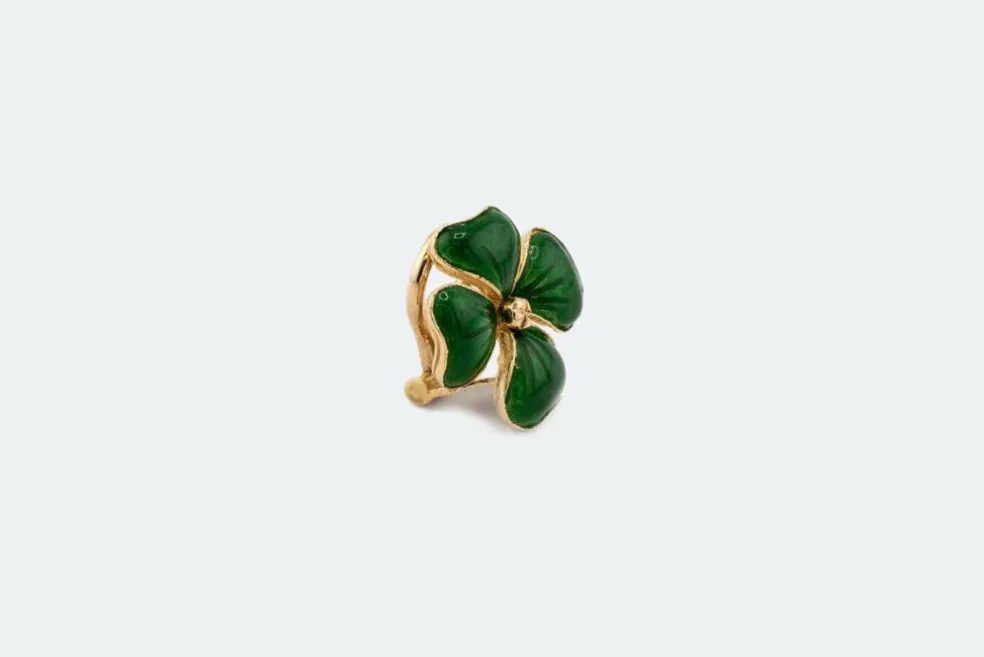 Broche fleur en or jaune