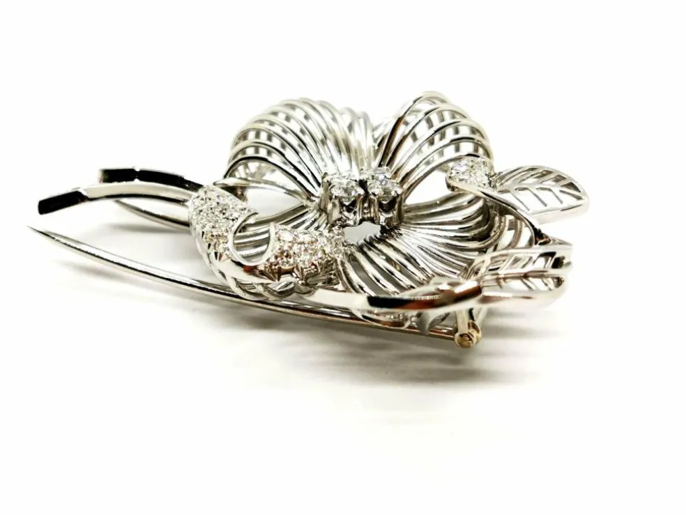 Broche Fleur Or blanc Diamant