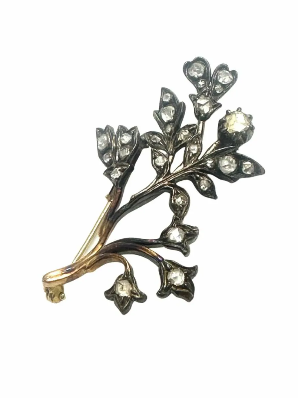 Broche florale en diamant. Italie, vers 1920