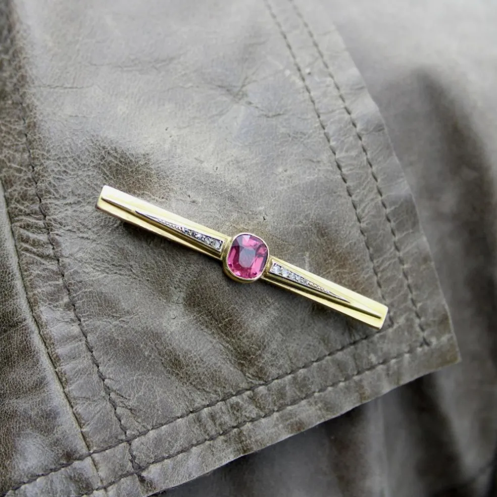 Broche française en or 18 carats avec tourmaline et diamants sertis clos