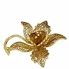 Broche française en or jaune filigrane à fleurs