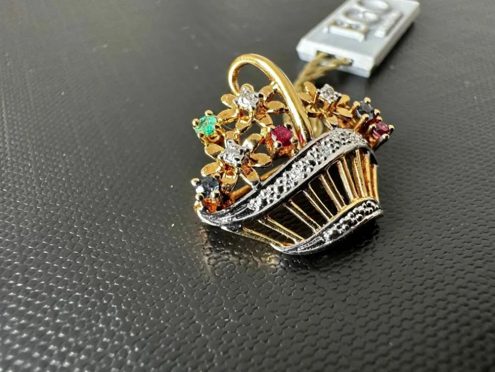 Broche giardinetto en or blanc, or jaune, diamant, rubis, saphir et émeraude