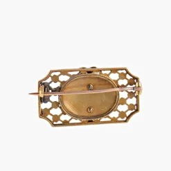 Broche émaillée