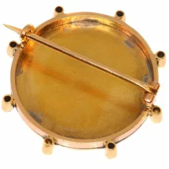 Broche émaillée or