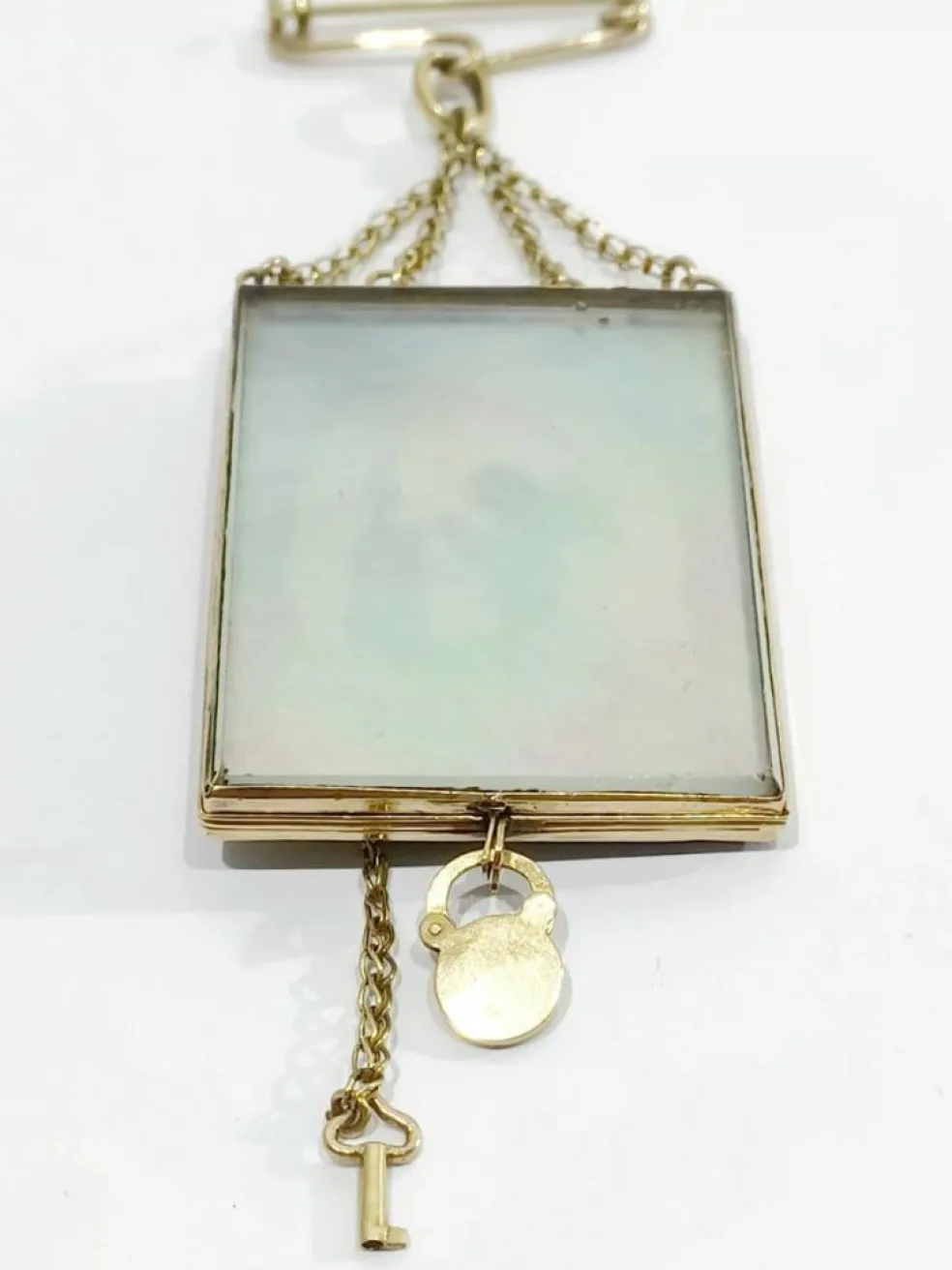 Broche Médaillon Or Rose Verre églomisé