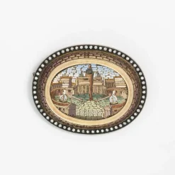 Broche micromosaïque en or 18 carats, argent et diamants