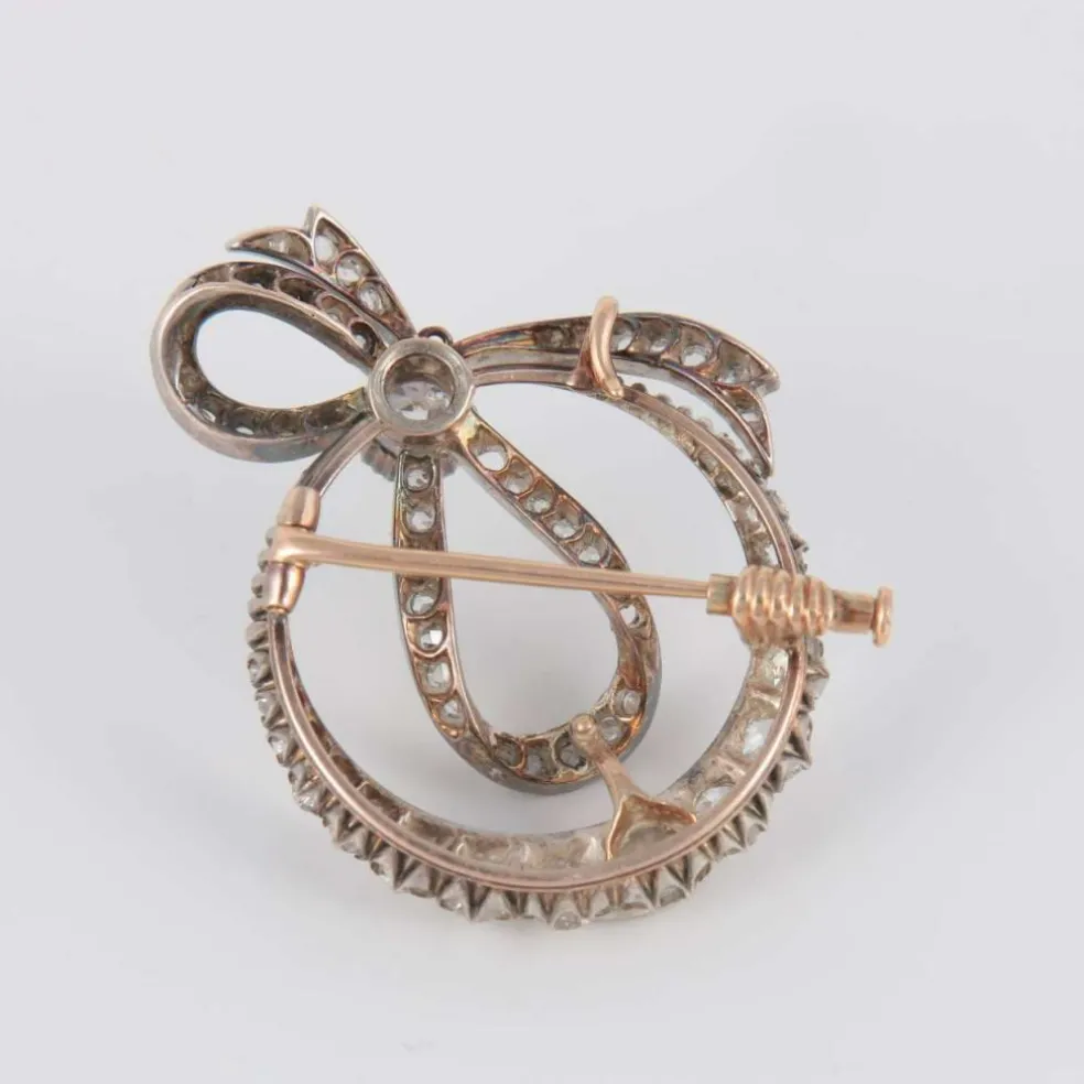 Broche Noeud Diamants